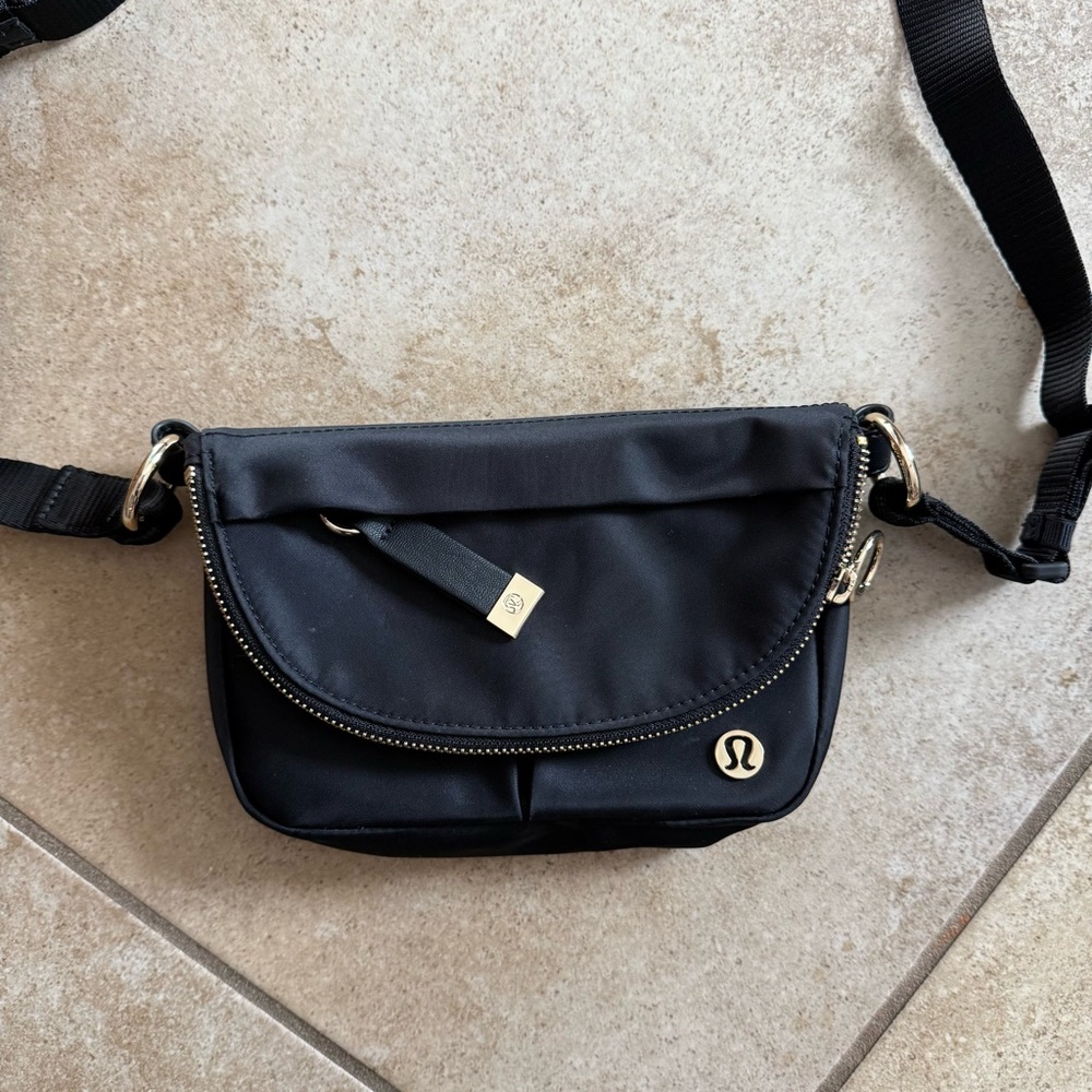 Lululemon All Night Festival Bag 2L